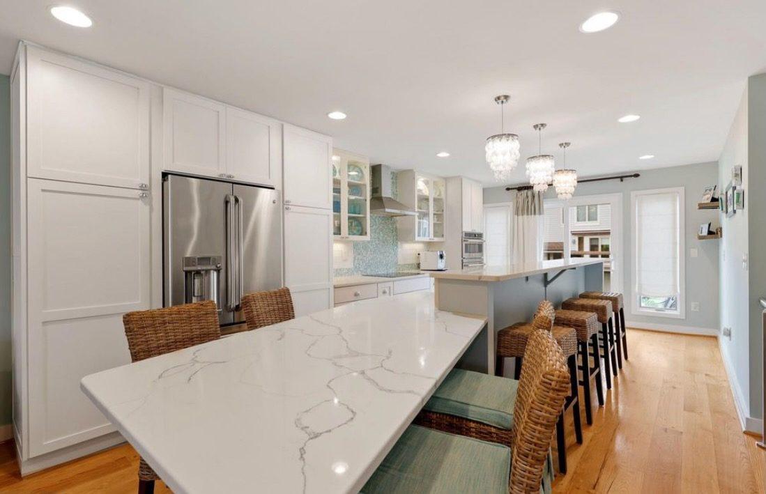 Kitchen island pendant lighting installation